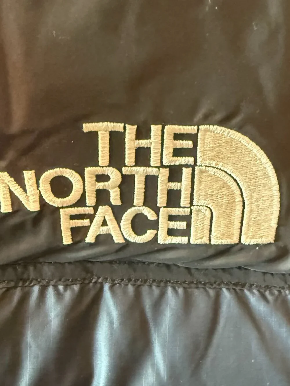North Face Vest Womens XL 700 Down Nuptse Retro Puffer Hooded Insulated Two-Tone - Picture 3 of 14